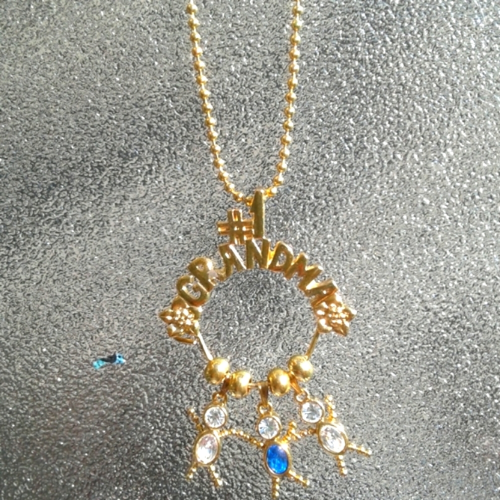 Vintage AVON necklace - Picture 6 of 6